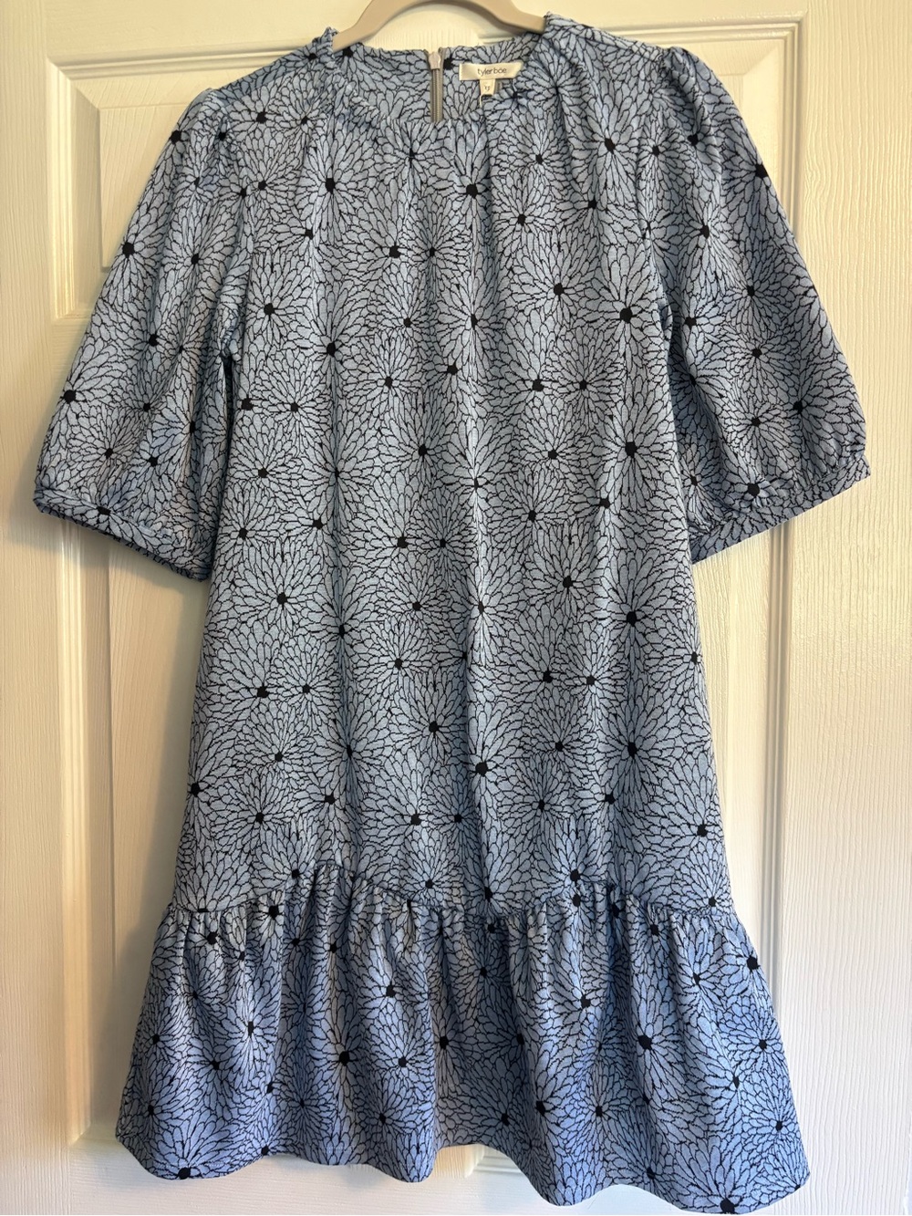 Tyler Boe Light Blue Floral Print Short Sleeve Dress